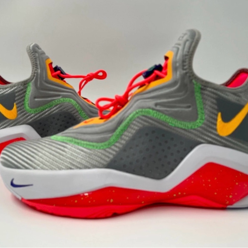 Nike Lebron Soldier XIV Men's Basketball Shoes CK6024 Silver Size 13.5 REG: $140